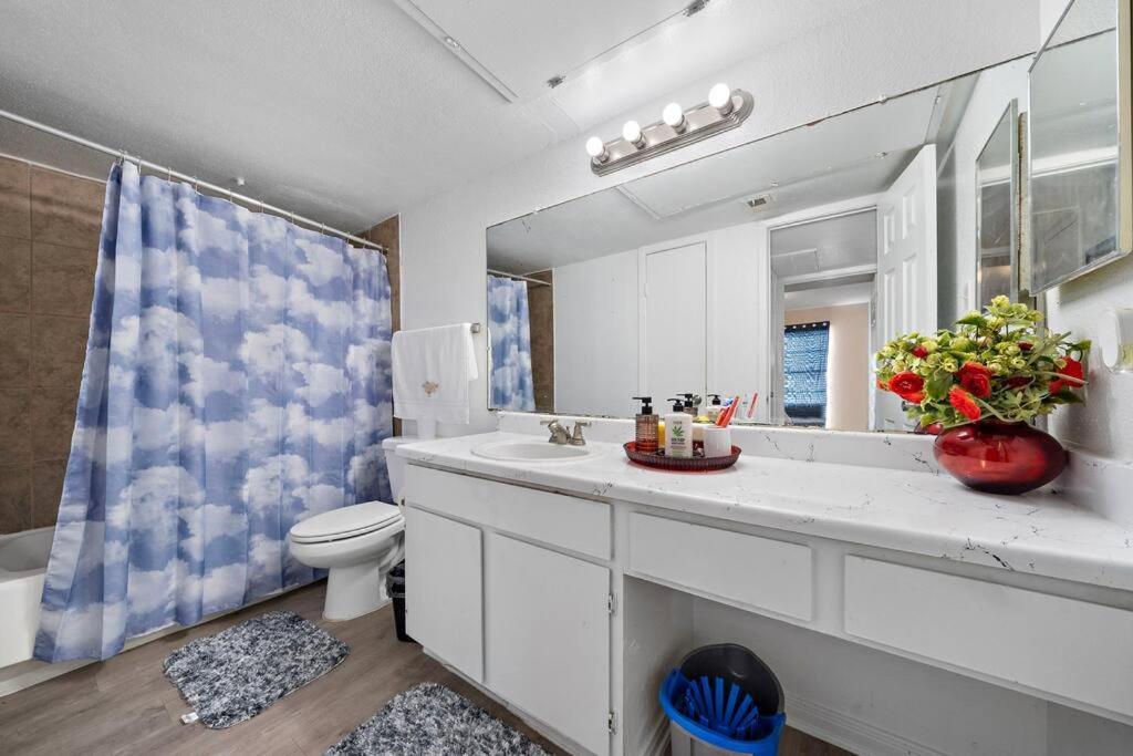 Cozy, Dedicated Workspace, Fast Wi-Fi Apartment هيوستن المظهر الخارجي الصورة