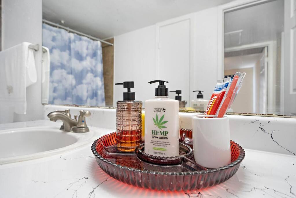 Cozy, Dedicated Workspace, Fast Wi-Fi Apartment هيوستن المظهر الخارجي الصورة
