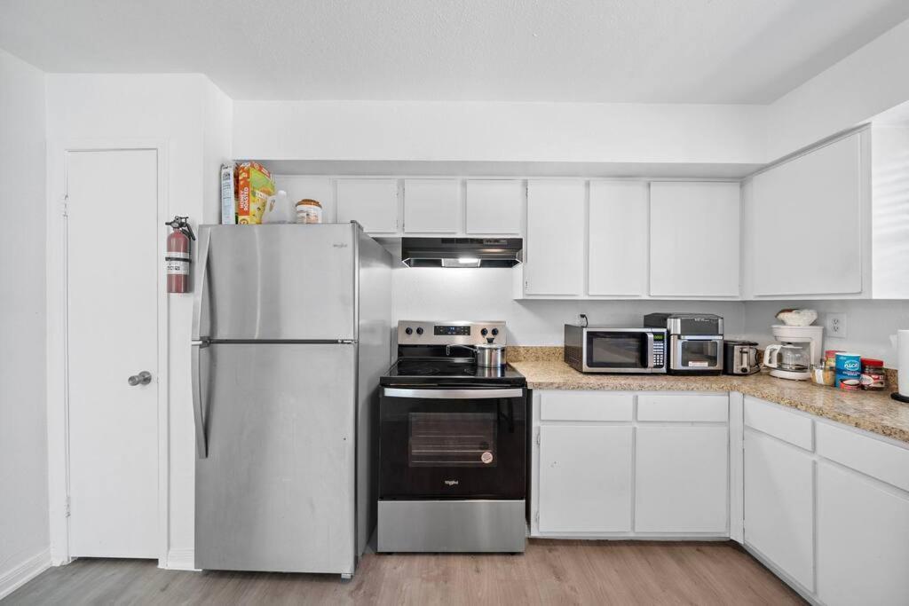 Cozy, Dedicated Workspace, Fast Wi-Fi Apartment هيوستن المظهر الخارجي الصورة